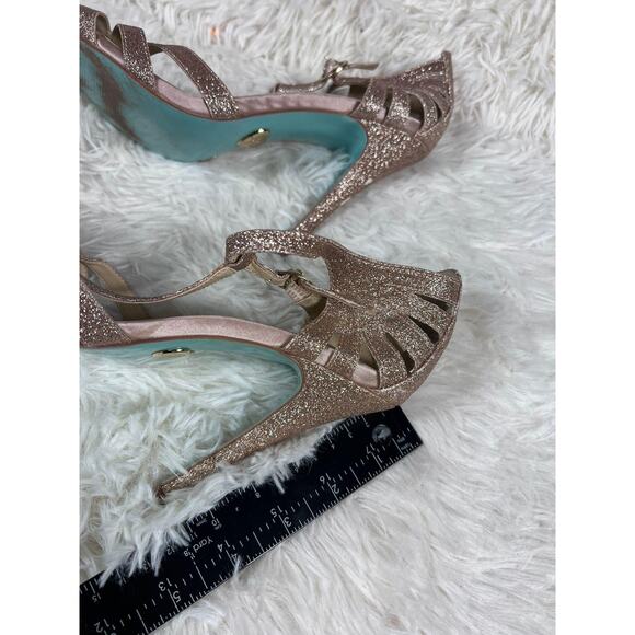 Betsey Johnson Shoes Womens Size 7 Rose Gold Glitter High Heel Sandals SB Tee - Picture 4 of 13